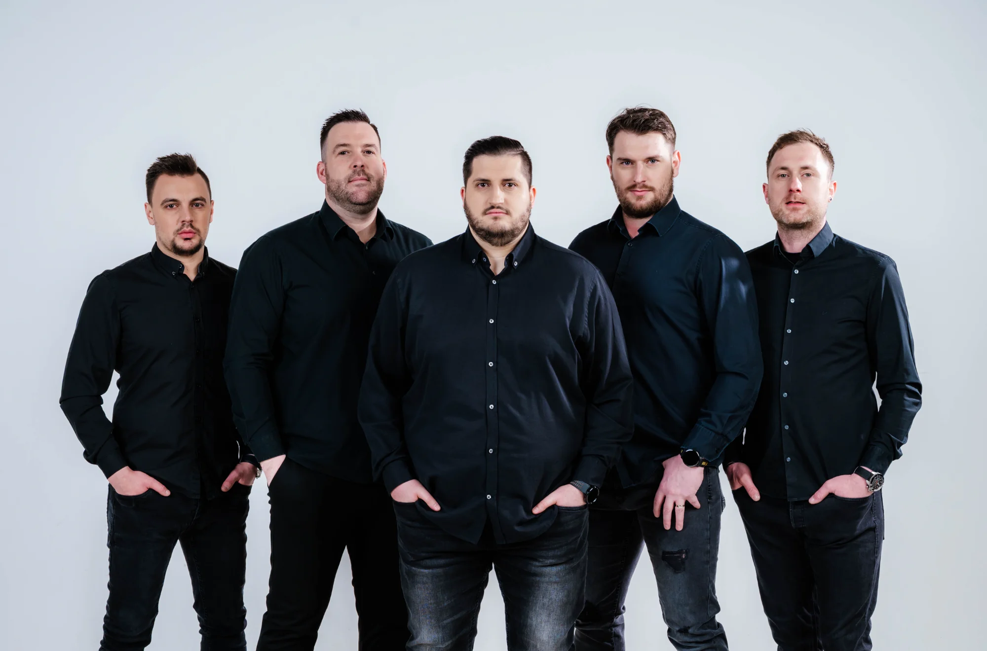 Članovi benda Šarmeri - profesionalni nastup bend za svadbe